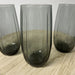 Verre à eau noir