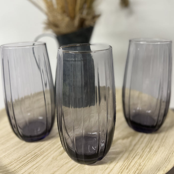 Verre à eau violet