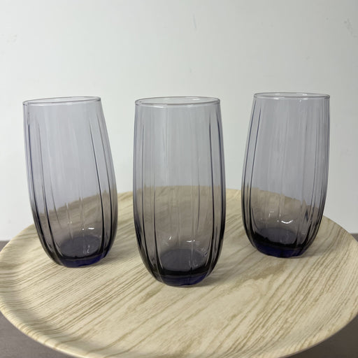 Verre à eau violet