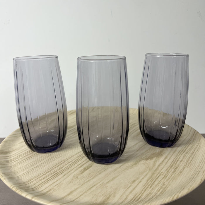 Verre à eau violet
