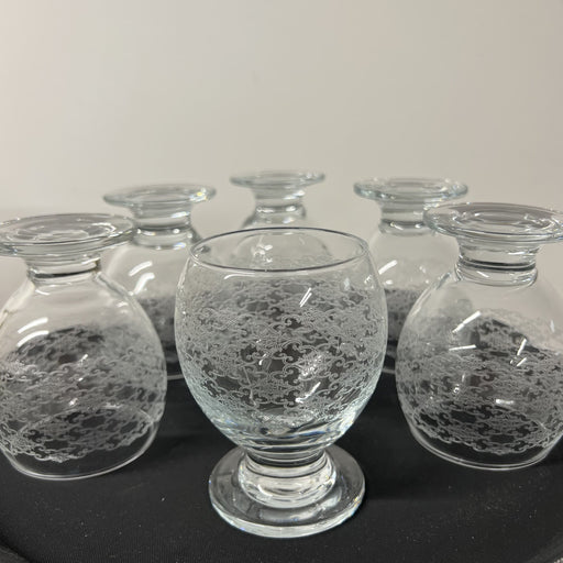 Verre à eau sur pied argenté